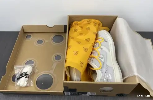 DJ0950-109 O-W Low Nike 39 Dunk Lot 0524